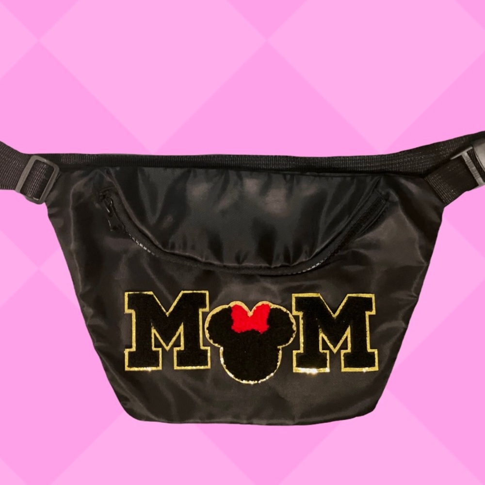 Mom Fanny pack Disney stoney clover patch bag crossbody bag for Disney